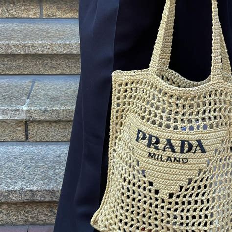 bolso prada playa
